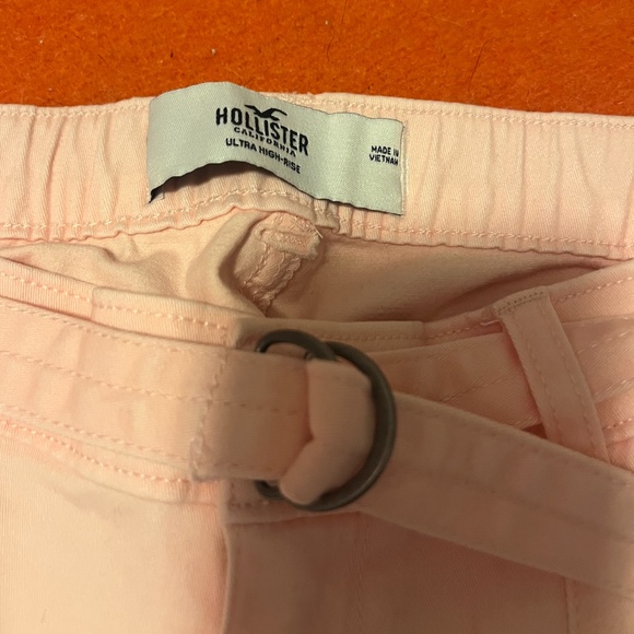 Hollister baby pink belted high rise balloon barrel jeans NWT - Picture 4 of 13